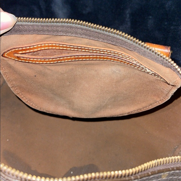 Louis Vuitton Speedy Bag✨ - Picture 12 of 13